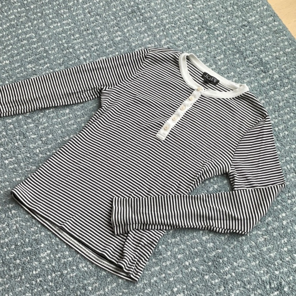 J. Crew Black and White Long Sleeve Button Down Shirt with Peter Pan Collar